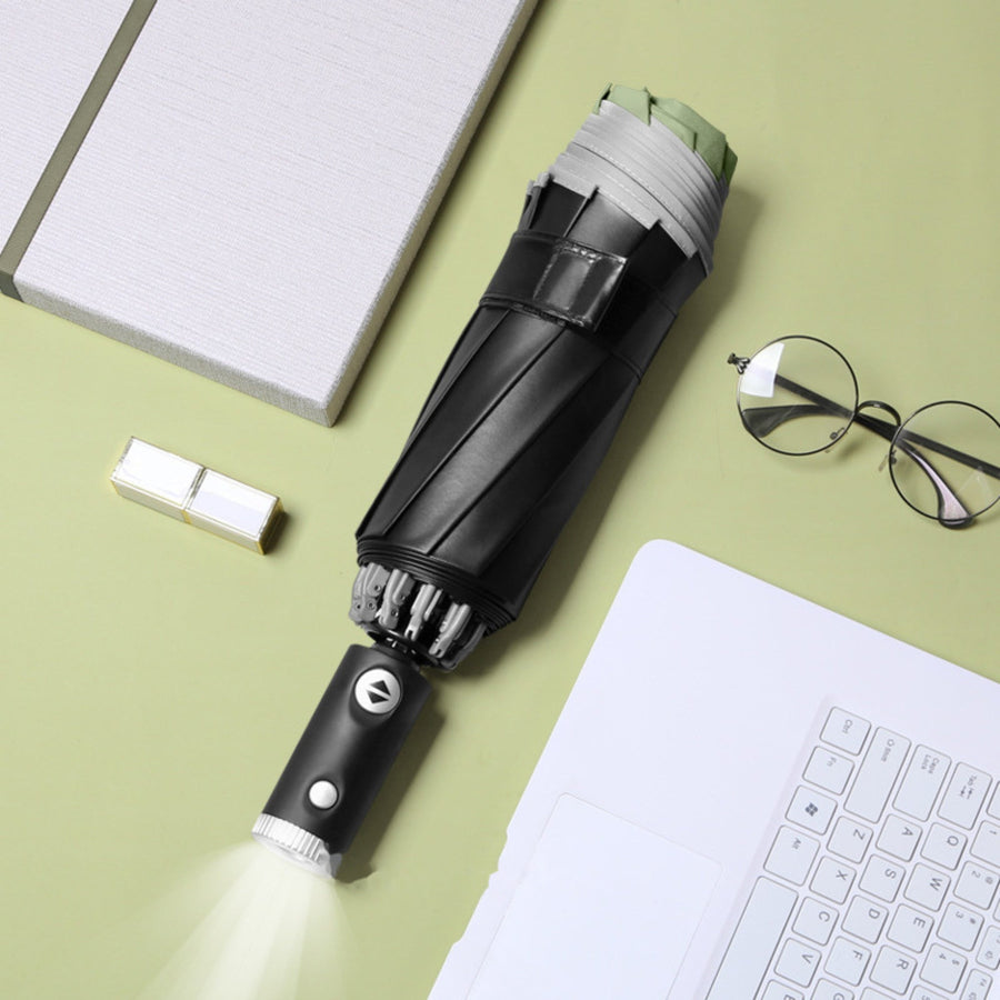 OnePlu™ | Automatischer windbeständiger Regenschirm mit reflektierendem Rand