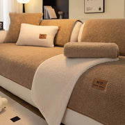 LuxeLamb™ Sofaüberzug | Weiches Lammfell-Design für Wärme und Eleganz