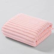 PineappleGrid™ Badetuch | Schnelltrocknend, Absorbierend, Perfektes Geschenk
