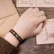 Woodforge™ Armband | Holz & Metall, Robustes Design und Bequemer Tragekomfort