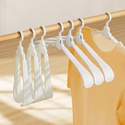 FlexiHanger™ Pro | Tragbar, Multifunktional, Perfekt für Reisen