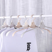 FlexiHanger™ Pro | Tragbar, Multifunktional, Perfekt für Reisen