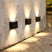 LumiBright™️ Solar Wandleuchte | Wasserdichte LED, Doppelkopf, Außendekoration