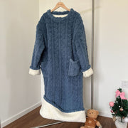 Snugglewear™ Deckenkleid | Weicher Fleece, mit Taschen & warm für den Winter