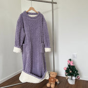 Snugglewear™ Deckenkleid | Weicher Fleece, mit Taschen & warm für den Winter