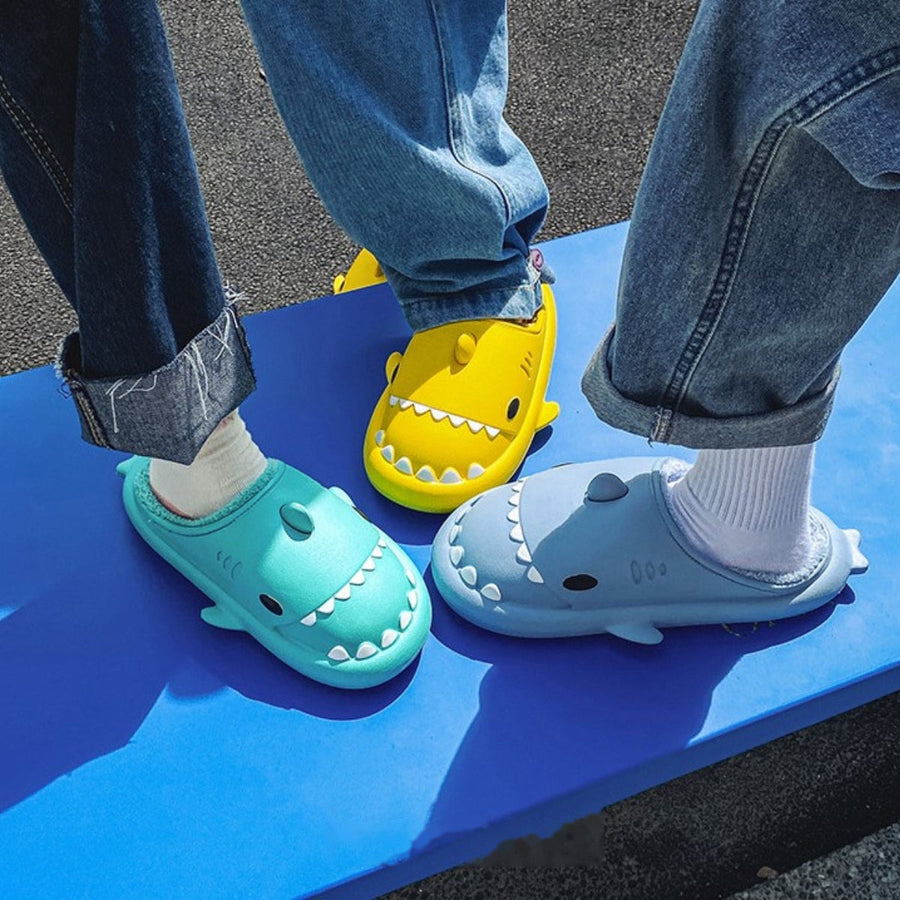 Winter Sharkies™ Hausschuhe | Extra Bequeme Hausschuhe für die Ganze Familie