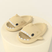 1+1 GRATIS Sommer Sharkies™ - Bequeme und Stilvolle Flip-Flops für den Sommer