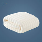 PineappleGrid™ Badetuch | Schnelltrocknend, Absorbierend, Perfektes Geschenk