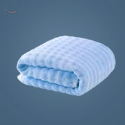 PineappleGrid™ Badetuch | Schnelltrocknend, Absorbierend, Perfektes Geschenk